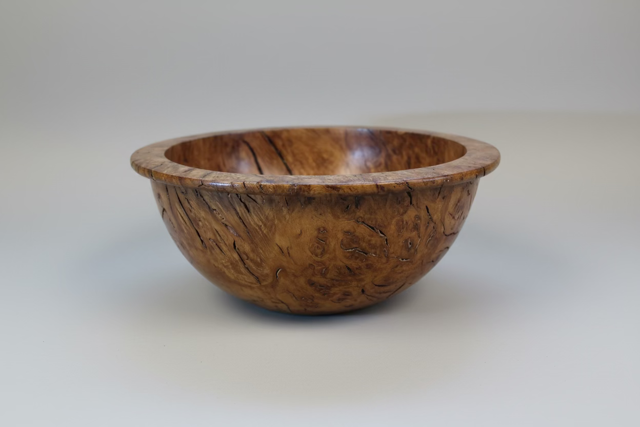 Handcrafted 10" Oak Burr Bowl – Natural Grain Artistry