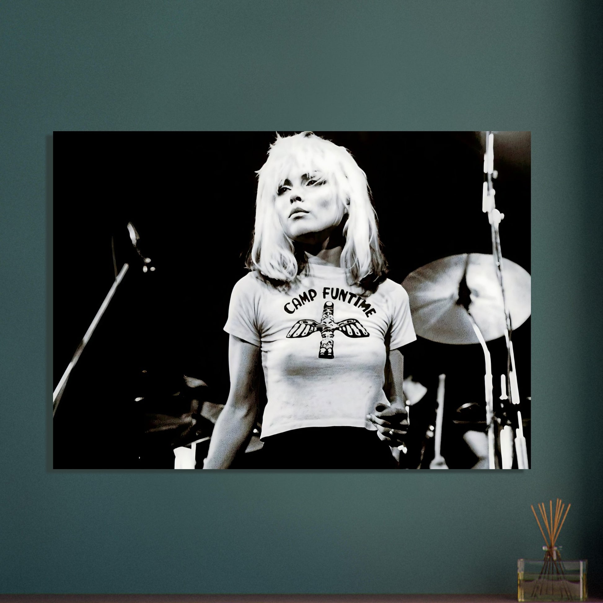 8ece7f92-dd42-48cf-8ef2-0acf8f965e01