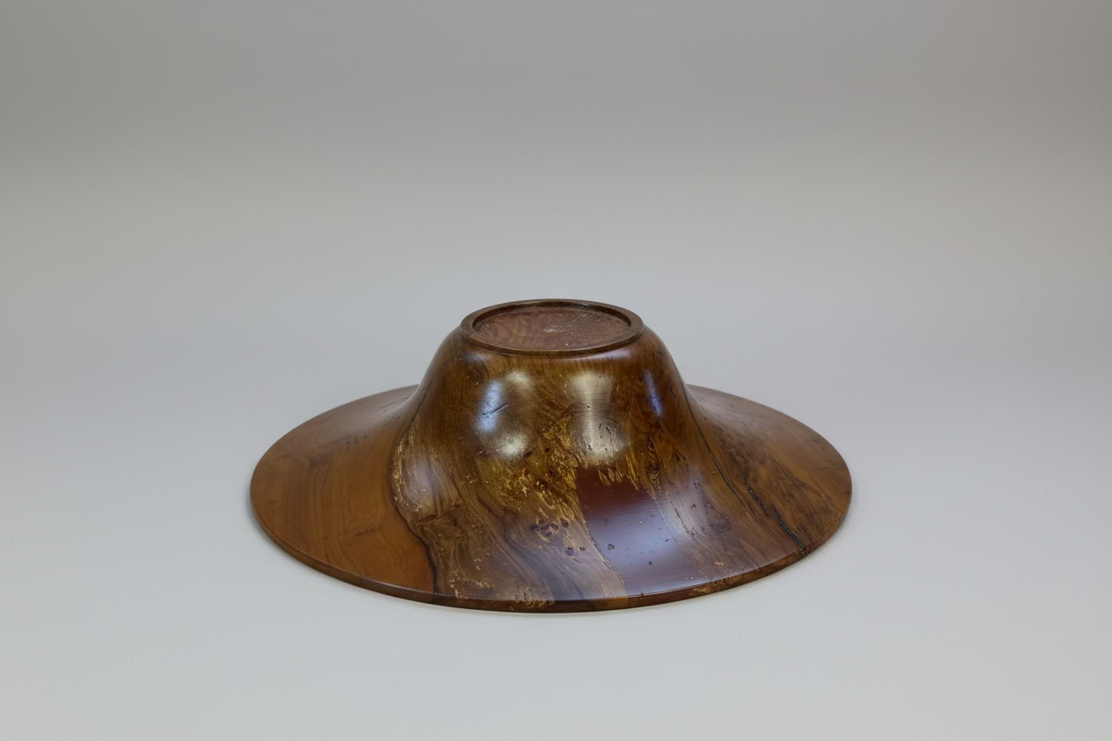 Hand‑Turned 10" Cherry Wood Bowl – Artisan Crafted, Natural Grain Finish