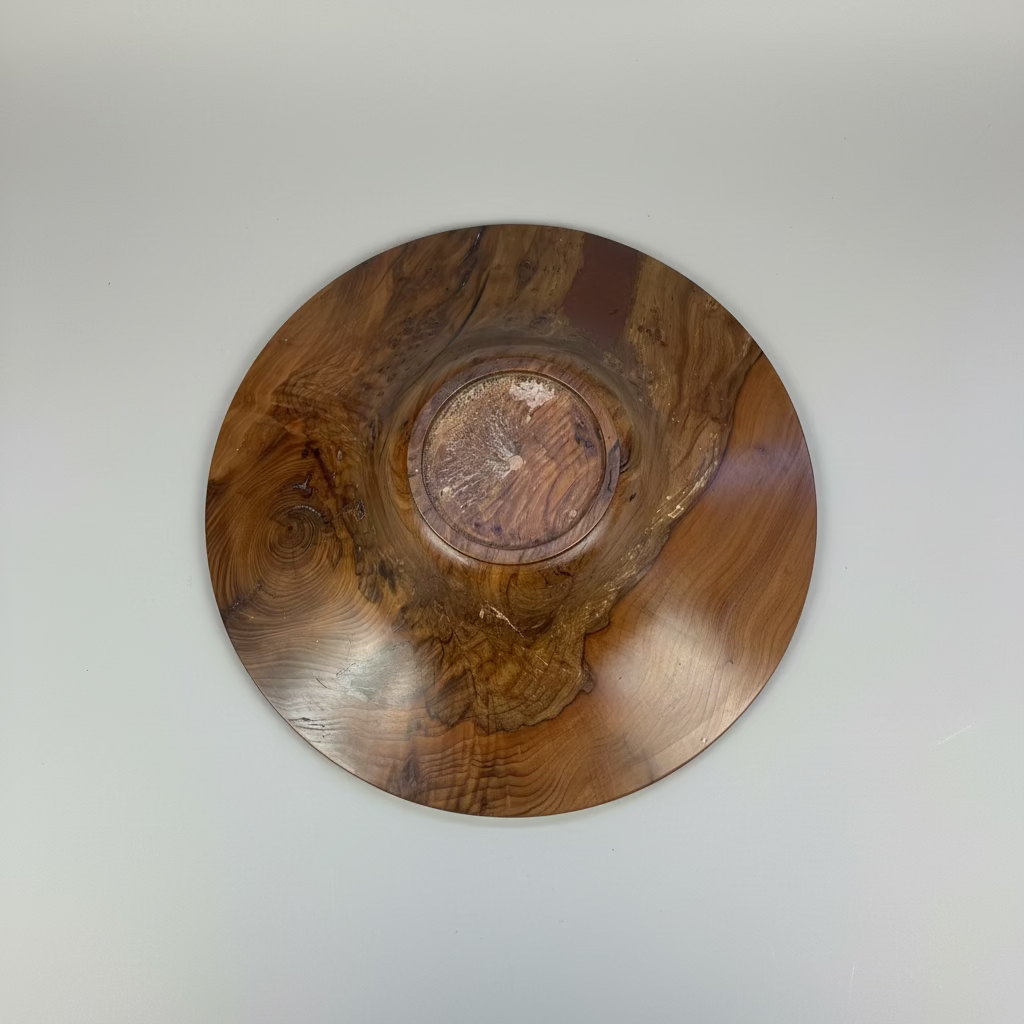 Hand‑Turned 10" Cherry Wood Bowl – Artisan Crafted, Natural Grain Finish